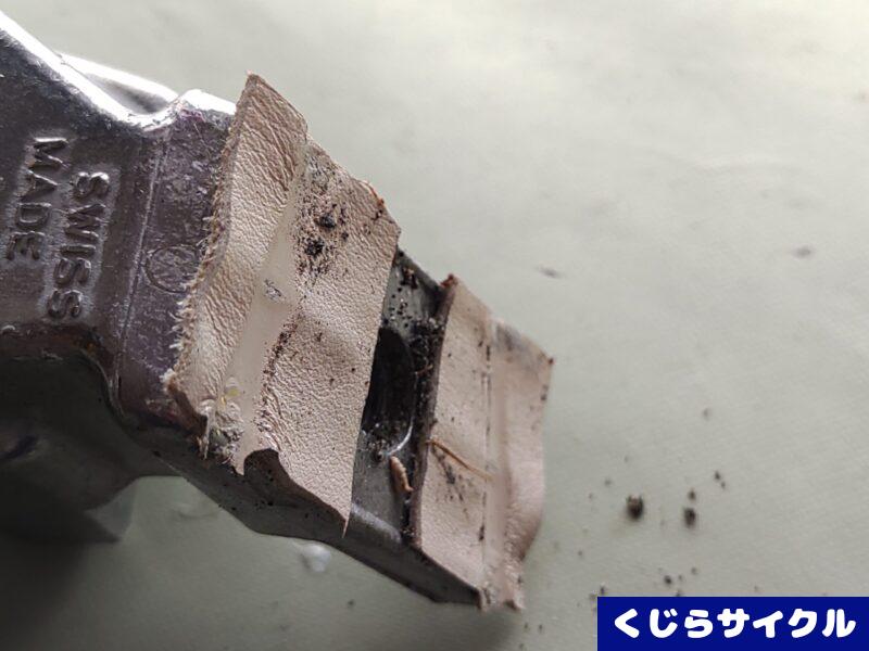 自転車のセンタースタンド 傷対策の革